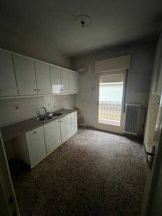 Квартира 75 м²