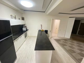 იყიდება  1 ოთახიანი ბინა საბურთალოზე