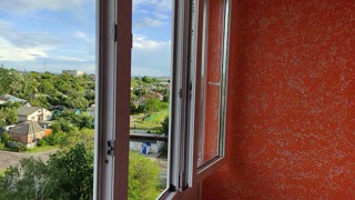 продам 3х кімнатну квартиру в місті Ізюм