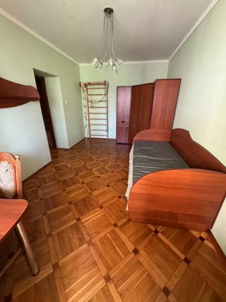 Продаж 2-кімнатної квартири на Оболоні біля метро Мінська