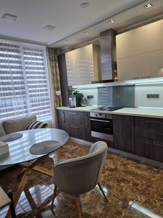 Sale of a 2-room apartment in a comfort-class residential complex, Metro Vyrlytsia