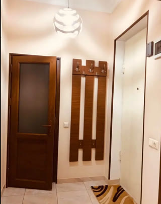 ქირავდება 1 ოთახიანი ბინა ვაკეში