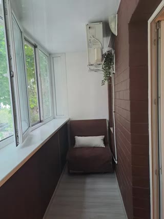 Продаж 1-кімнатної квартири біля метро Видубичі