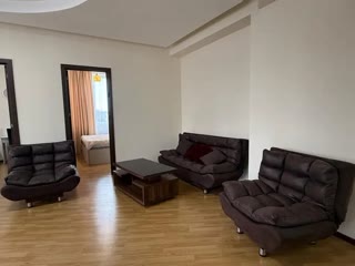 ქირავდება 3 ოთახიანი ბინა საბურთალოზე