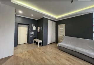 Продам 2к квартиру метро Майдан Конституції