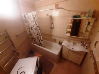 Продам 4-х кімнатну квартиру, з-д Малышева