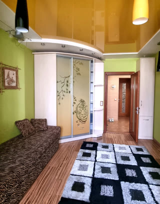 Продається квартира 90 кв.м, метро Позняки, Харківська, Дарницький район