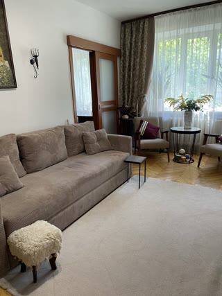 Продаж 2-к квартири метро Дарниця Краківська авторський ремонт