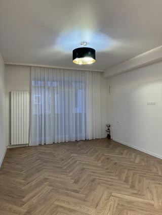 Продается двухкомнатная квартира в Сабуртало.