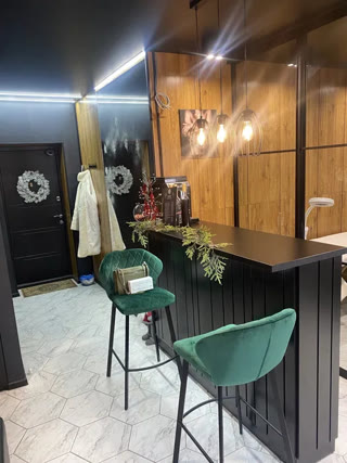 Сдам в аренду места парикмахера, маникюра, бровиста, косметолога ул. Бестужева