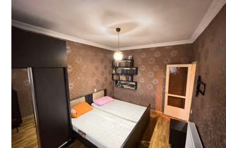 A 5-room apartment is for sale in Didi Digomi.