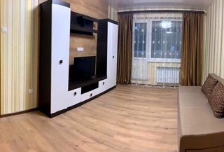 Продається 2к квартира м Бот Сад, Научна, Павлово Поле