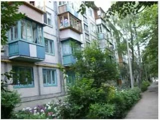 Продаж 2-кімнатної квартири біля ТРЦ Ретровіль