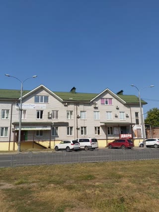 Продається торгово-офісне здание 920 кв Героїв Харкова.