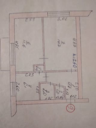 Продам 2 к квартиру в центрі Краснограда біля поліклініки