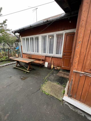 Продаж будинку у Рясному (вул. Прилбицька) — ділянка 4,2 сотки з двома будинками та гаражем