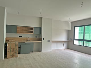 83 m² Office