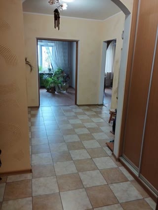 Продаж видової 3к квартири, вул. Анни Ахматової, метро Осокорки, Позняки