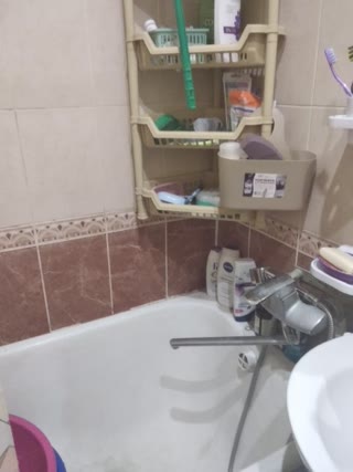 Продам 1 км кв 29м кв в центрі на 3 поверсі