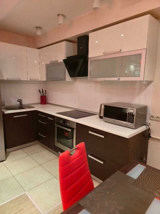 For Sale 3-room Apartment on Klochkivska, Center
