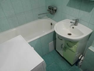 продам 2комнатну квартир