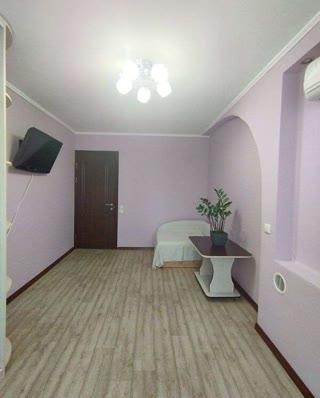 Продам 3-х кімнатну квартиру метро Лівобережна