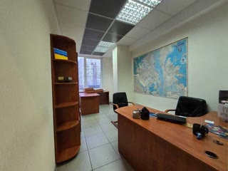 Оренда офісу 231 м2, бізнес-центр "Колізей", м. Позняки