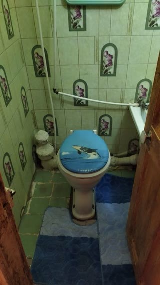For sale three-room apartment on Proletarskoye Pole