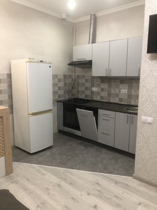 Продам 3к квартиру Центр на Мироносицкій