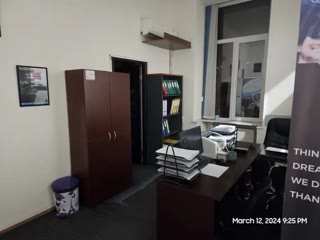 Office commercial space for rent in Chugureti