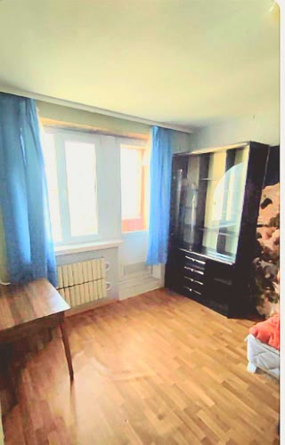 Продам 1 кімнатну квартиру, метро Індустріальна