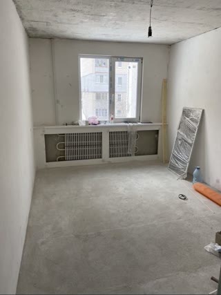 For Sale Three-Room Apartment