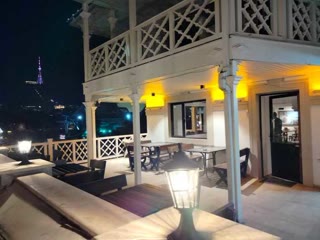 Detached building for sale in Avlabari
