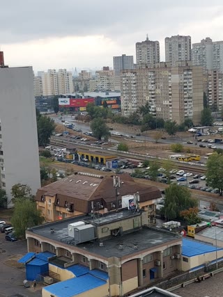 Продається євродвушка 42 кв.м, вул. Оноре де Бальзака, Троєщина
