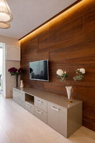 Sale of a 1-room apartment in the historic center of Kyiv near Glory Park and Arsenalna metro station