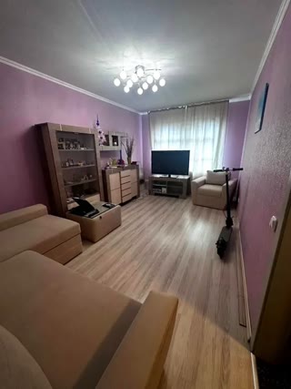 Продаж 2-кімнатної квартири на Позняках біля метро Осокорки та ТРЦ River Mall