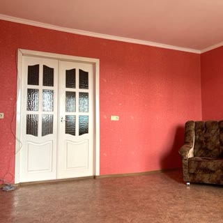 For Sale 3-Room Apartment with Individual Heating