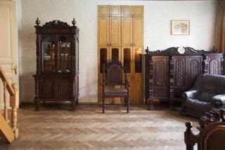 ქირავდება 2 ოთახიანი ბინა მთაწმინდაზე