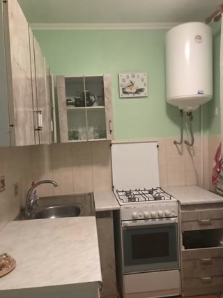 Продається 2-кімнатна квартира в центрі міста
