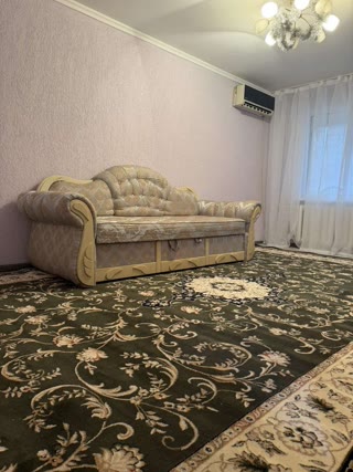 Продається 2к квартира вул. Борщагівська