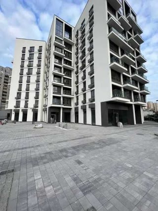 Продаж 1-кімнатної квартири на Позняках в ЖК Ковальська