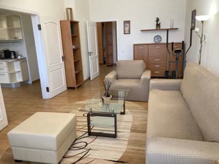 Продається 2 кім. квартира 74м2 метро Печерська