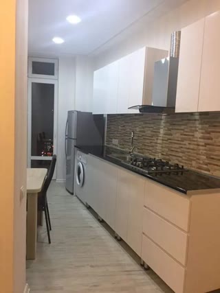 ქირავდება 2 ოთახიანი ბინა საბურთალოზე