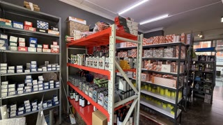 Profitable auto parts store for sale