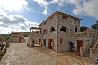 235 m² Detached House