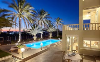 513 m² Villa