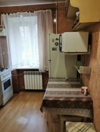 Продам 2 ком. квартиру ул. Тобольська , м. Ботанічний Сад,  Павлово Поле