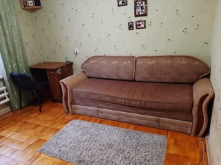 Продаж 1-кімнатної квартири, вул. Срібнокільська, метро Осокорки