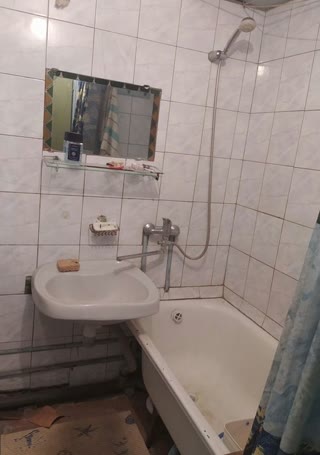 продам 2х кімнатну квартиру в