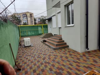 Продаж сучасного комерційного комплексу 1903 м² (2024 рік)